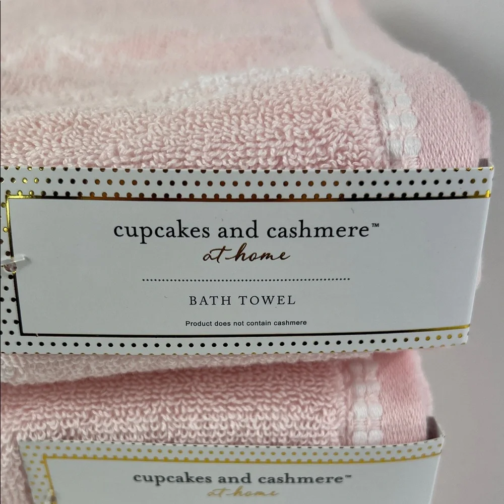 Cupcakes and Cashmere Bath Towels Pink with White Bows Soft Cotton Set of 2 NEW